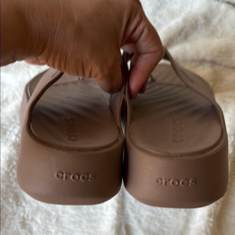 CROCS Gateway Flip Flop - Picture 5 of 7